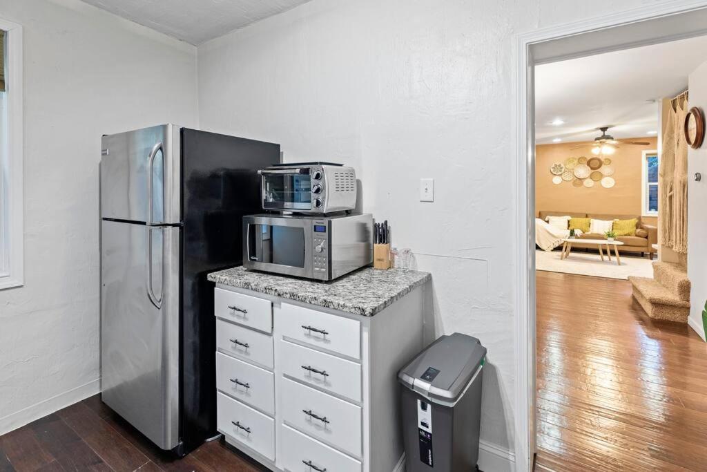 Cozy Buckhead Suite - Great Area, Free Easy Parking, Near Shops And Restaurants Атланта Екстер'єр фото