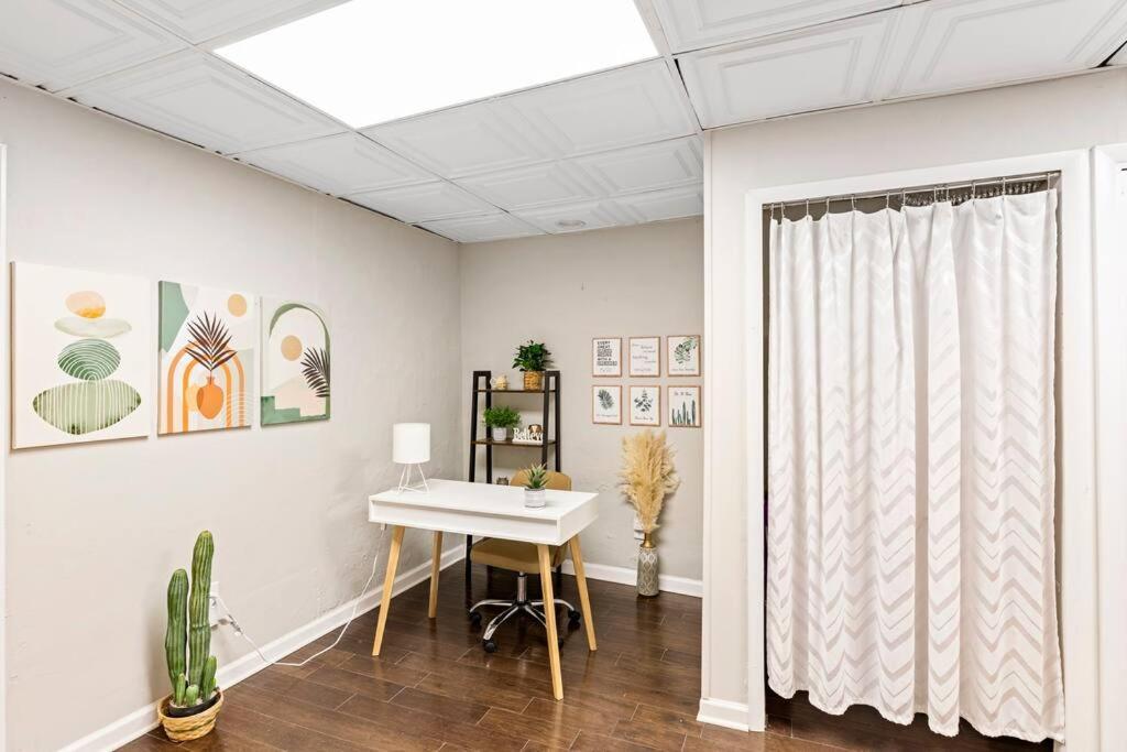 Cozy Buckhead Suite - Great Area, Free Easy Parking, Near Shops And Restaurants Атланта Екстер'єр фото