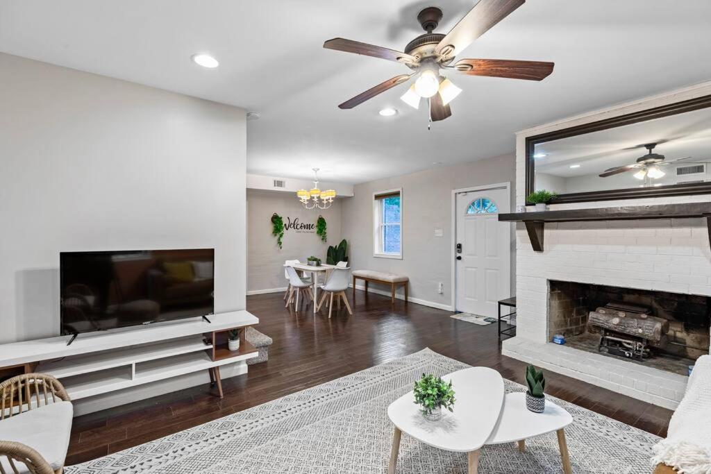 Cozy Buckhead Suite - Great Area, Free Easy Parking, Near Shops And Restaurants Атланта Екстер'єр фото